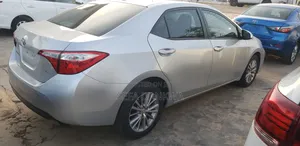 Toyota Corolla L 4dr Sedan (1.8L 4cyl 4A) 2015 Silver