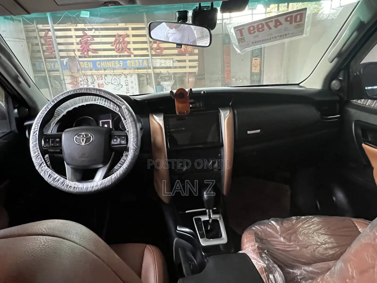 Toyota Fortuner 2.7 AWD 2018 White