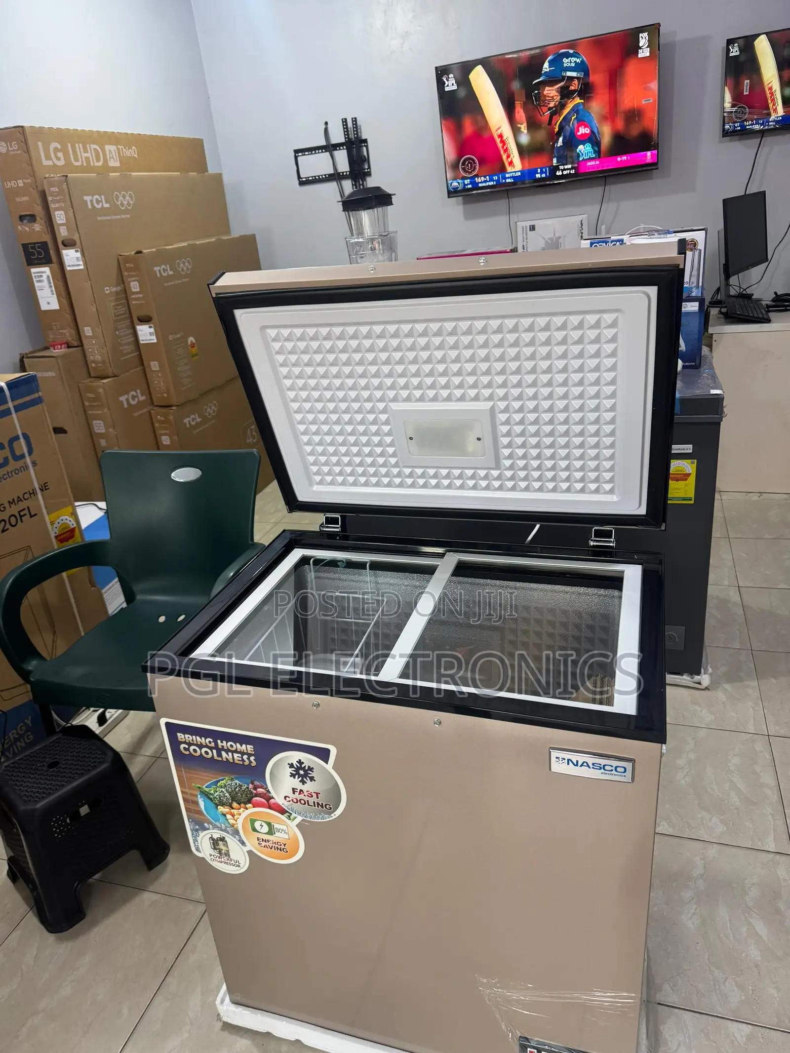 Nasco 150ltr Chest Freezer With Internal Glass, Energy Saving