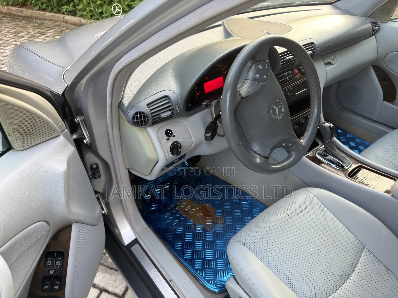 Mercedes-Benz C-Class 2004 Gray