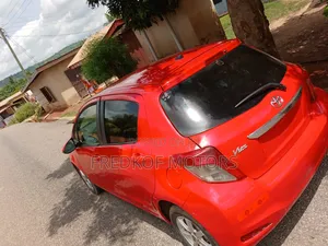 Toyota Vitz 1.3 AWD 3dr 2012 Red