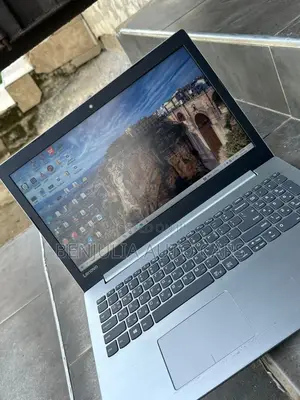 Laptop Lenovo Chromebook C330 4GB Intel Core i3 HDD 500GB