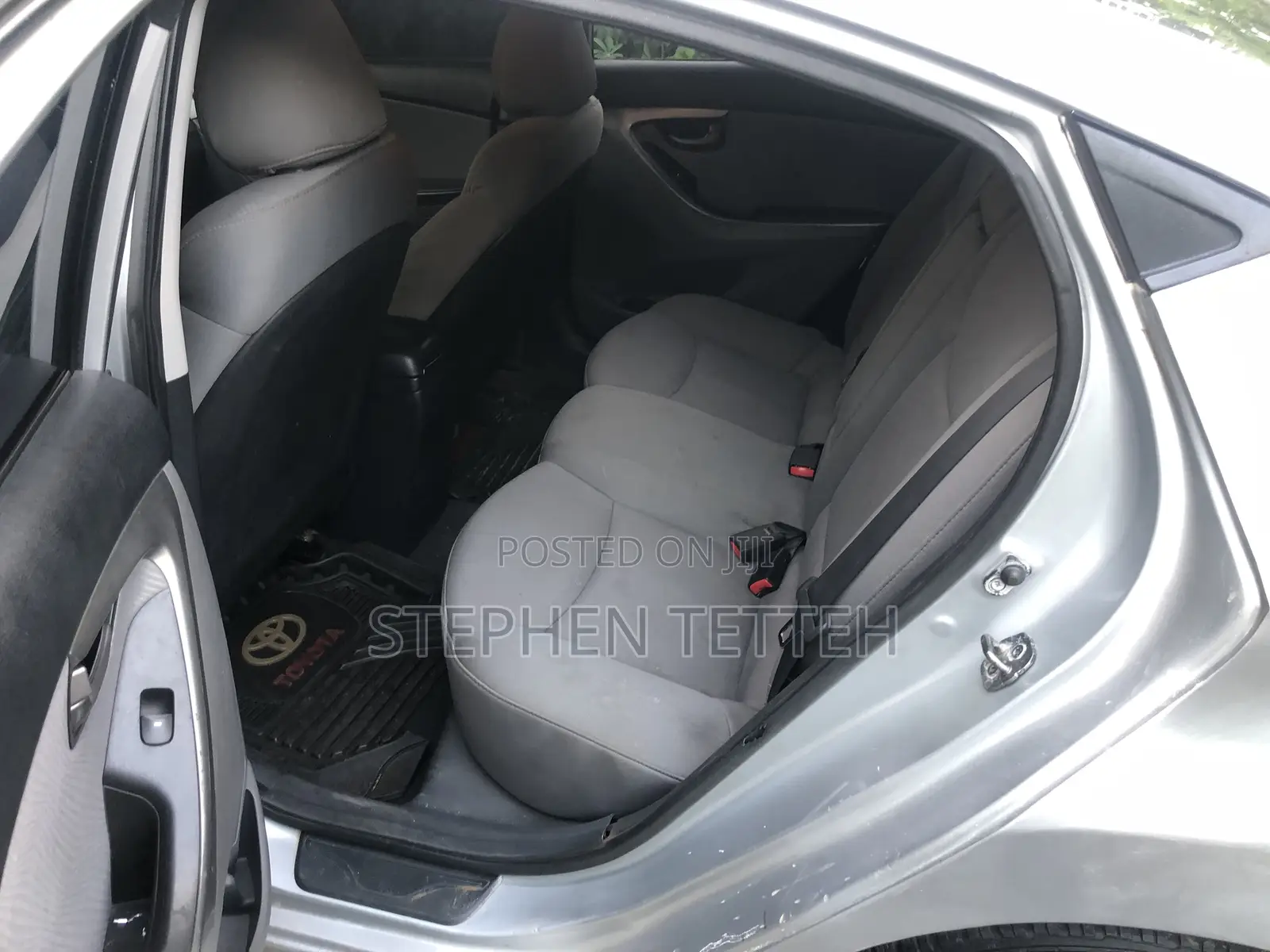 Hyundai Elantra GLS Sedan FWD (1.8L 4cyl 6A) 2013 Silver