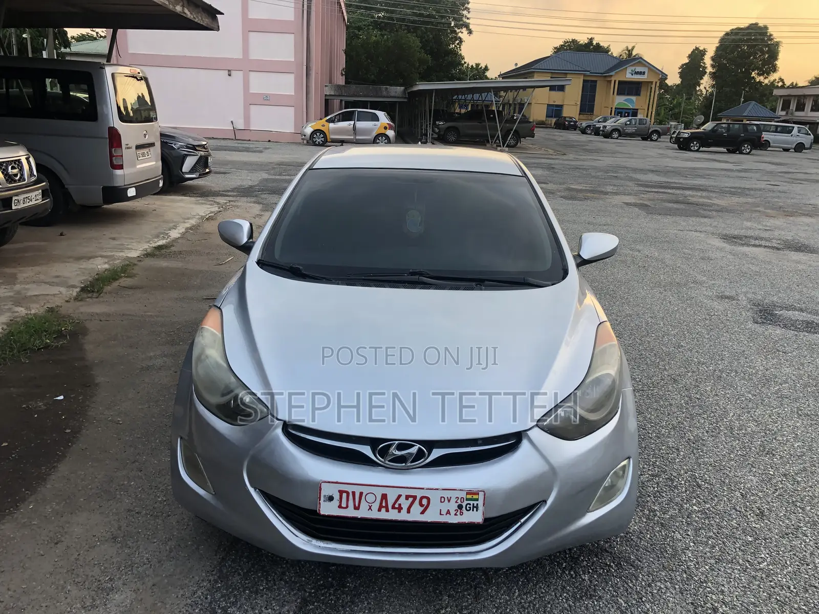 Hyundai Elantra GLS Sedan FWD (1.8L 4cyl 6A) 2013 Silver