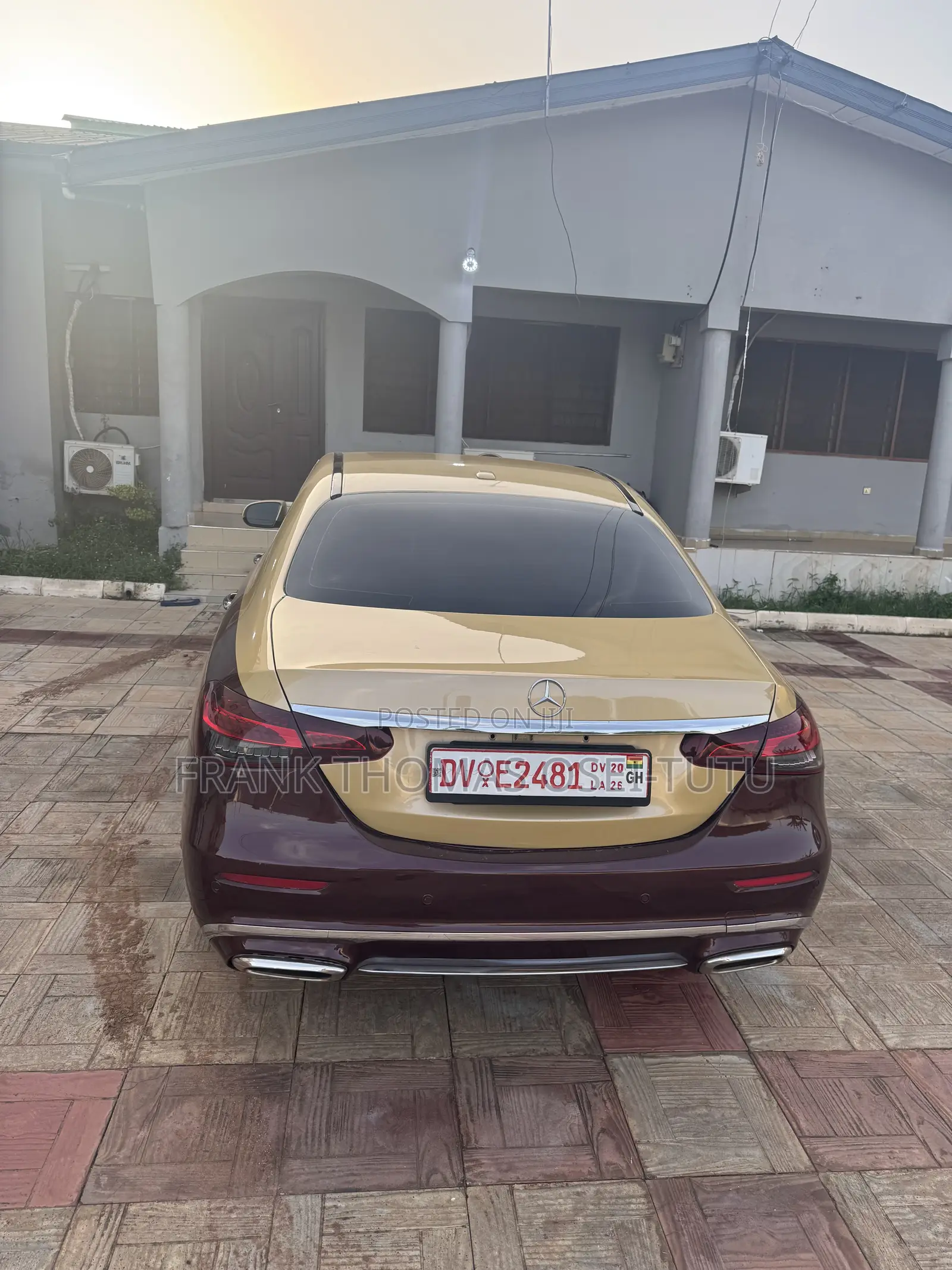 Mercedes-Benz E300 Base RWD Sedan (2.0L 4cyl 9A) 2017 Burgundy