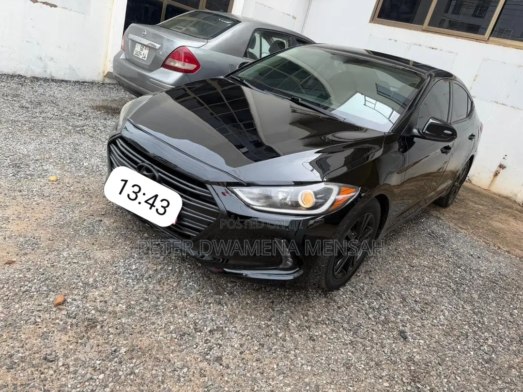 Hyundai Elantra 2017 Black