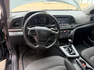 Hyundai Elantra 2017 Black