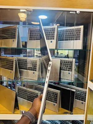 Laptop HP EliteBook x360 1040 G7 32GB Intel Core i7 SSD 512GB