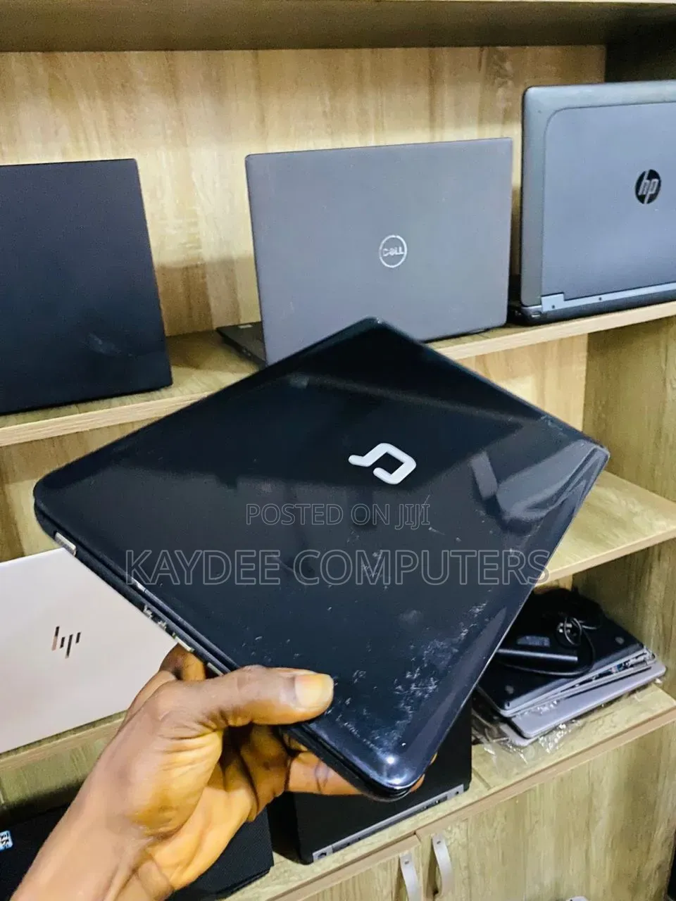 Laptop HP Compaq Presario CQ58 8GB AMD HDD 32GB