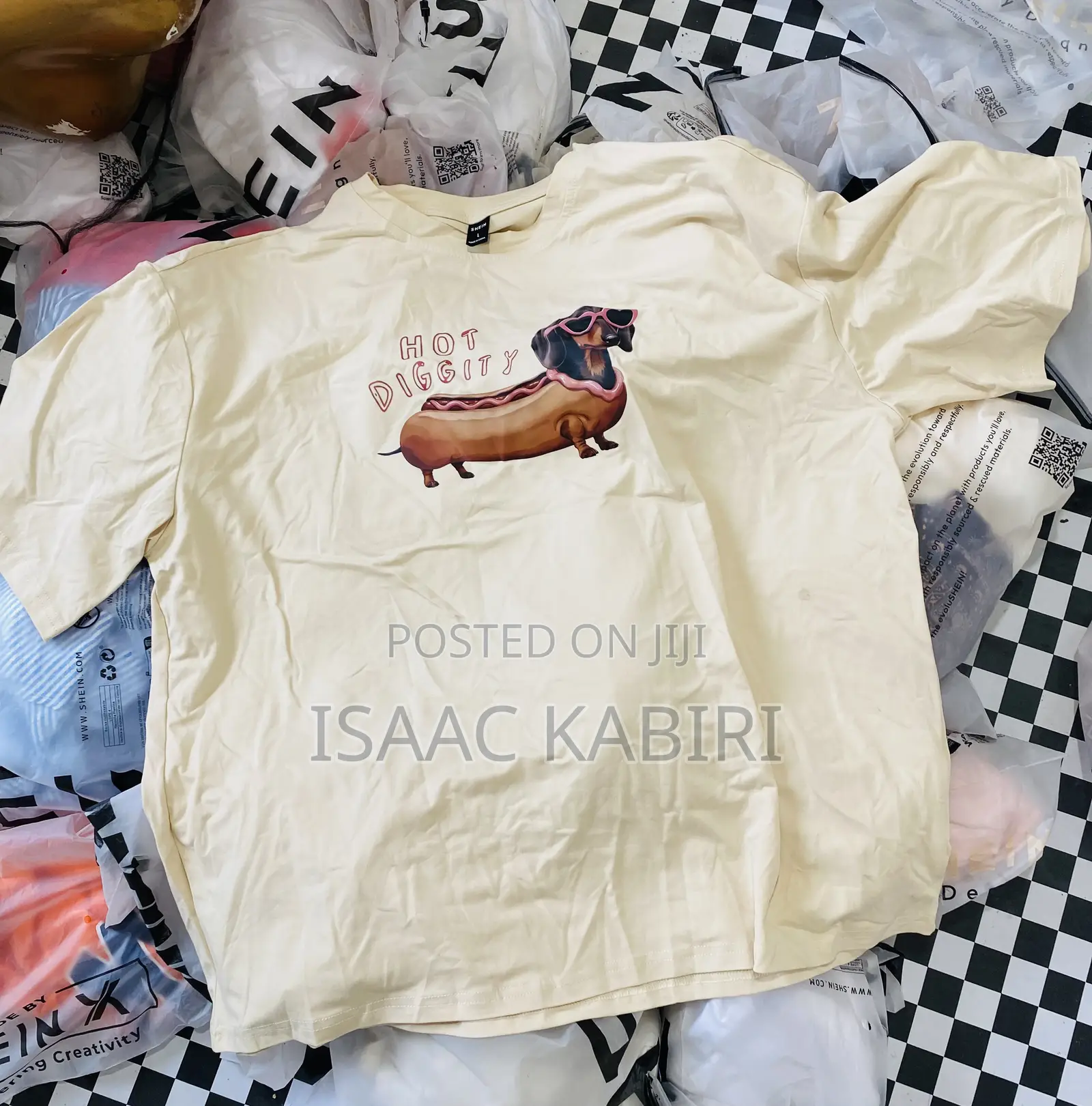 T-Shirt,Round Necks and Tops