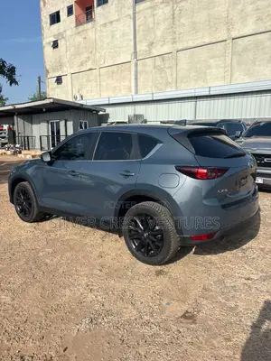 Mazda CX-5 Signature 2021 Gray
