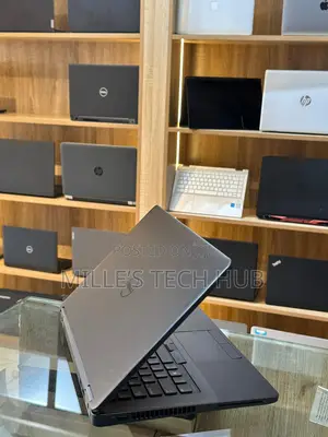 Laptop Dell Latitude 14 E5470 8GB Intel Core i5 SSD 256GB