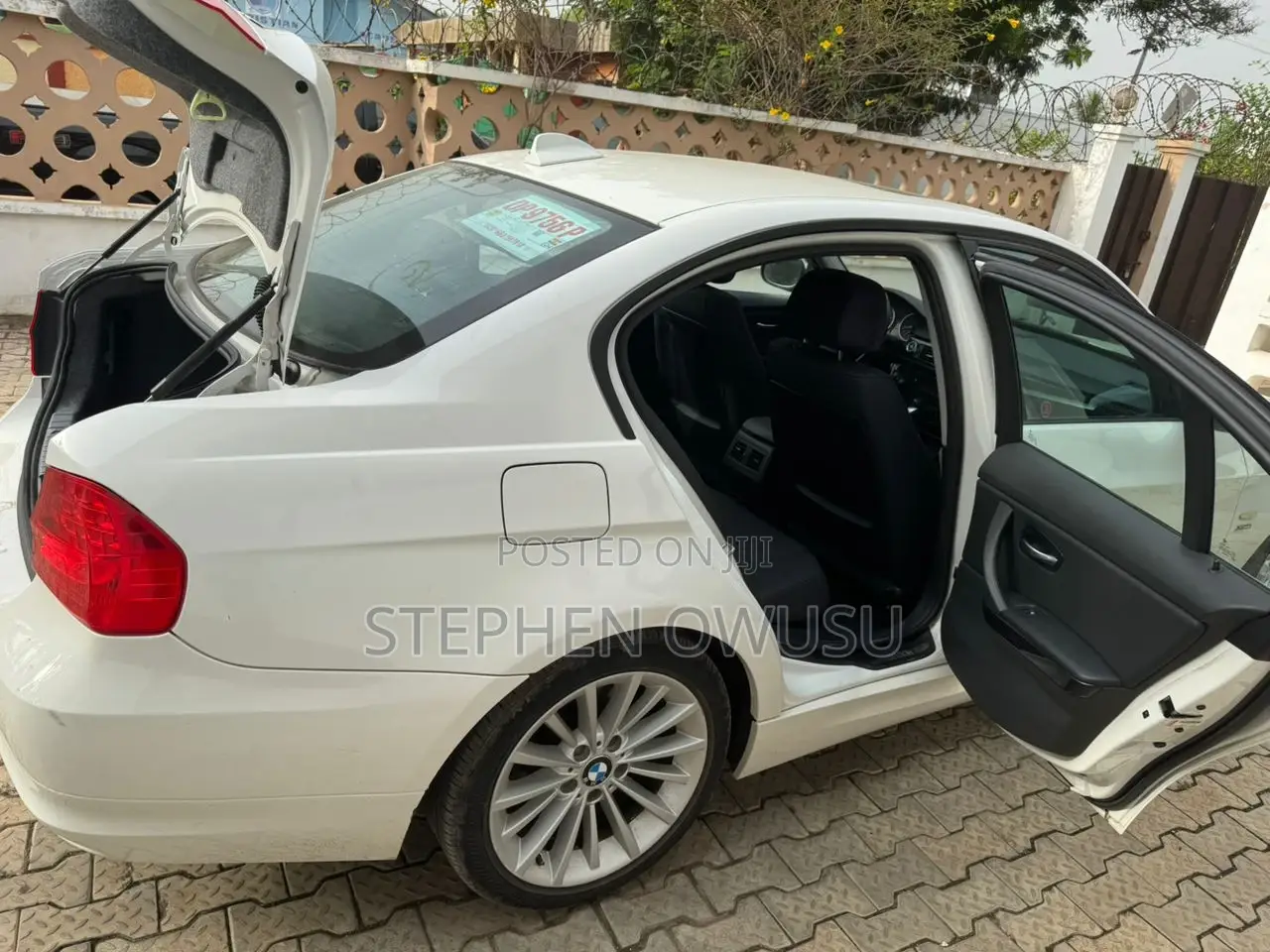 BMW 328i 2011 White
