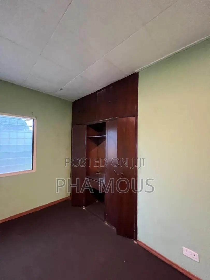 2bdrm House in Achimota for rent