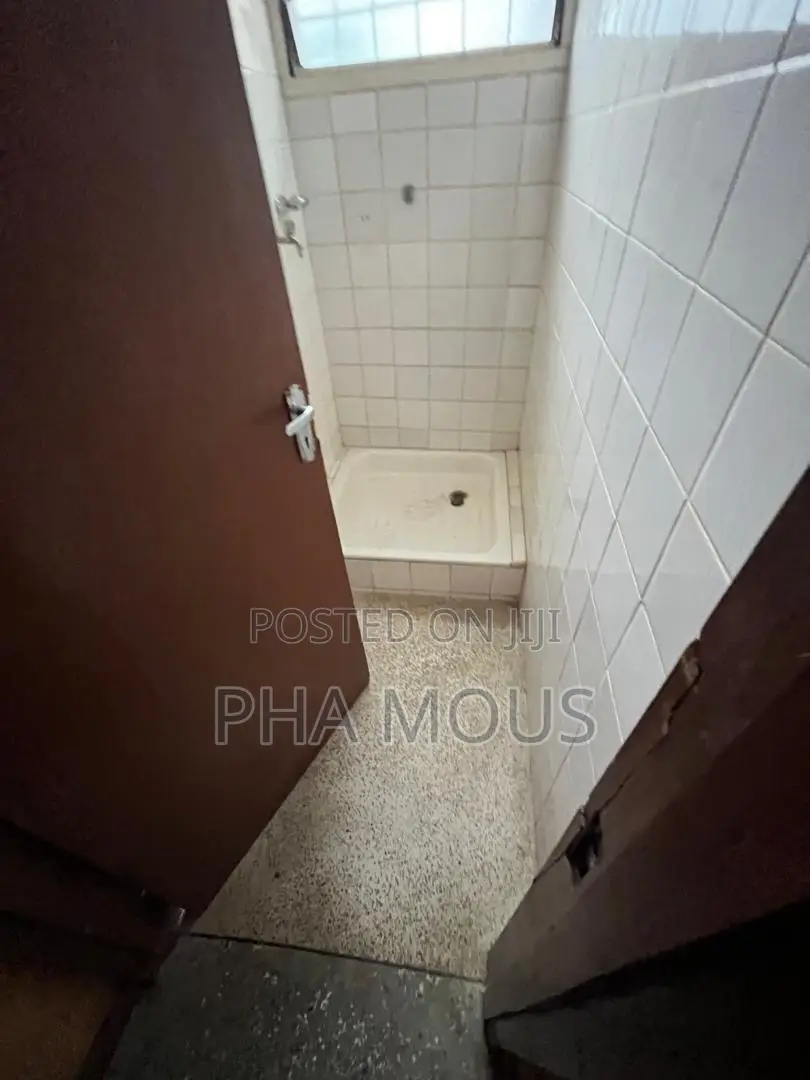 2bdrm House in Achimota for rent