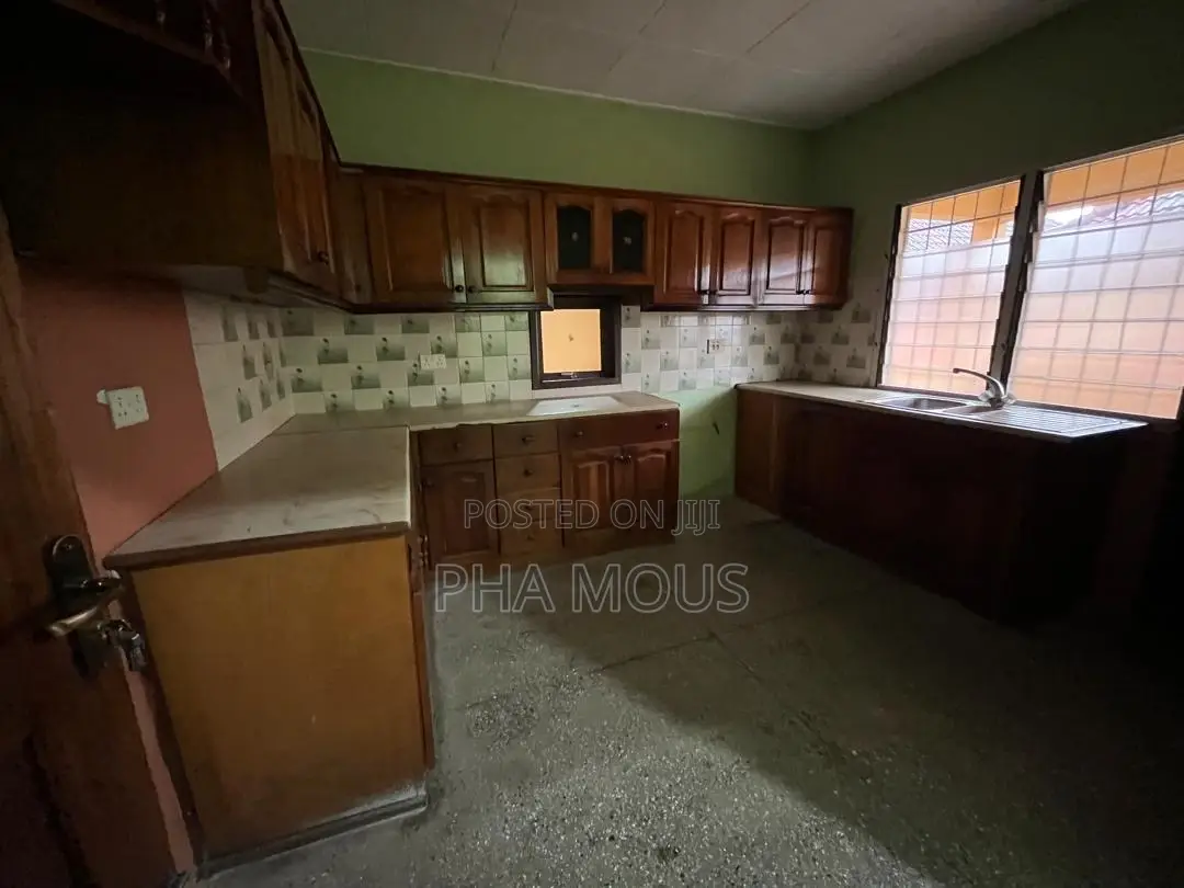 2bdrm House in Achimota for rent