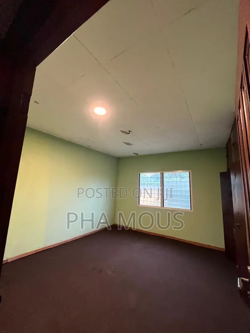 2bdrm House in Achimota for rent