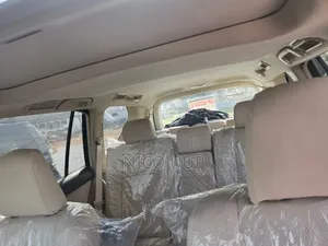 Toyota Land Cruiser Prado 2022 Black