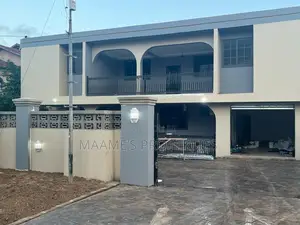 10bdrm Duplex in Tema Metropolitan for sale