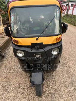 Bajaj RE 2023 Black