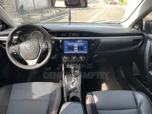 Toyota Corolla 2016 Black