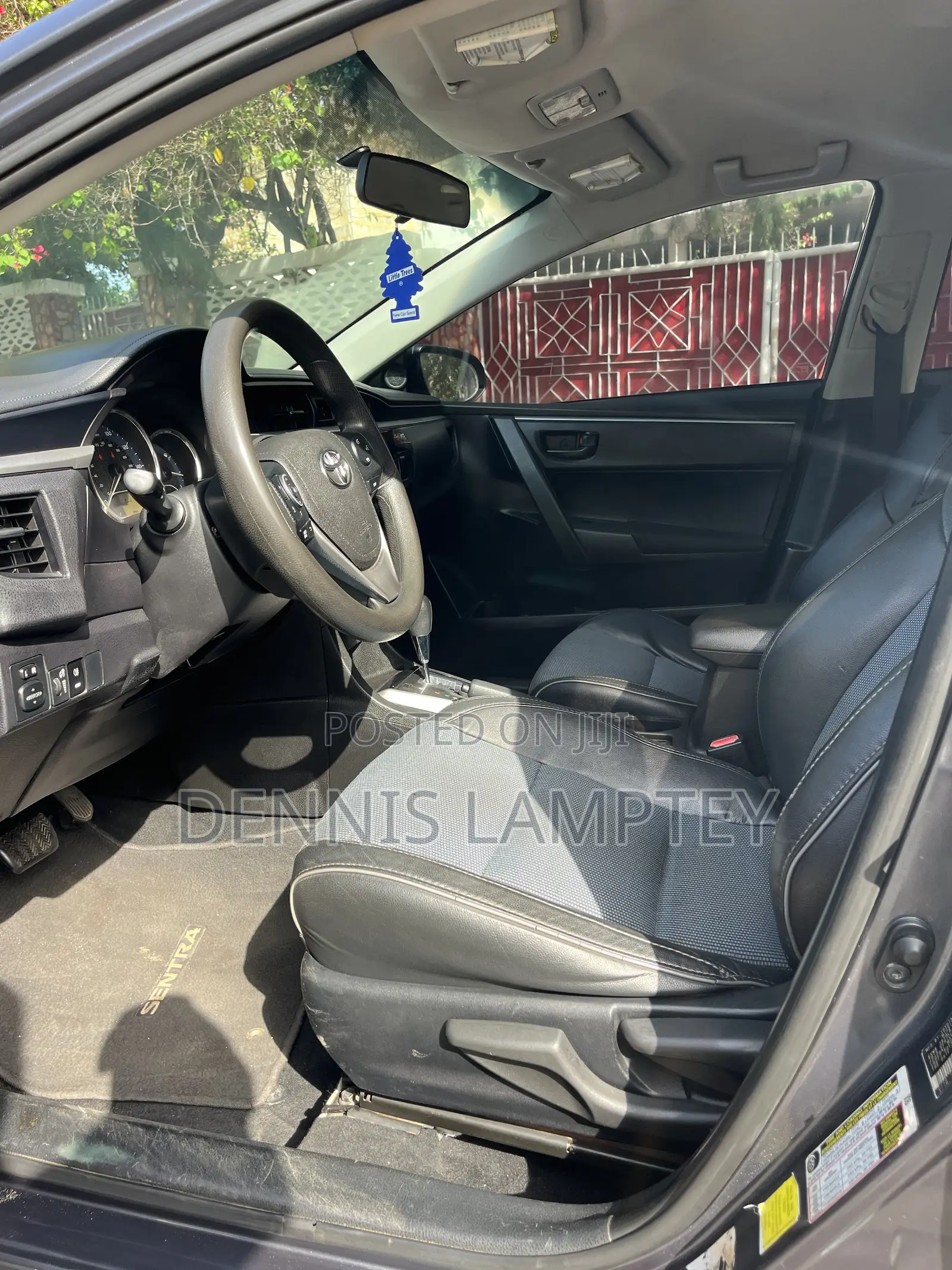 Toyota Corolla 2016 Black