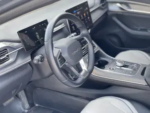 BYD Destroyer 05 DM-i 1.5 Hybrid FWD 2024 Silver