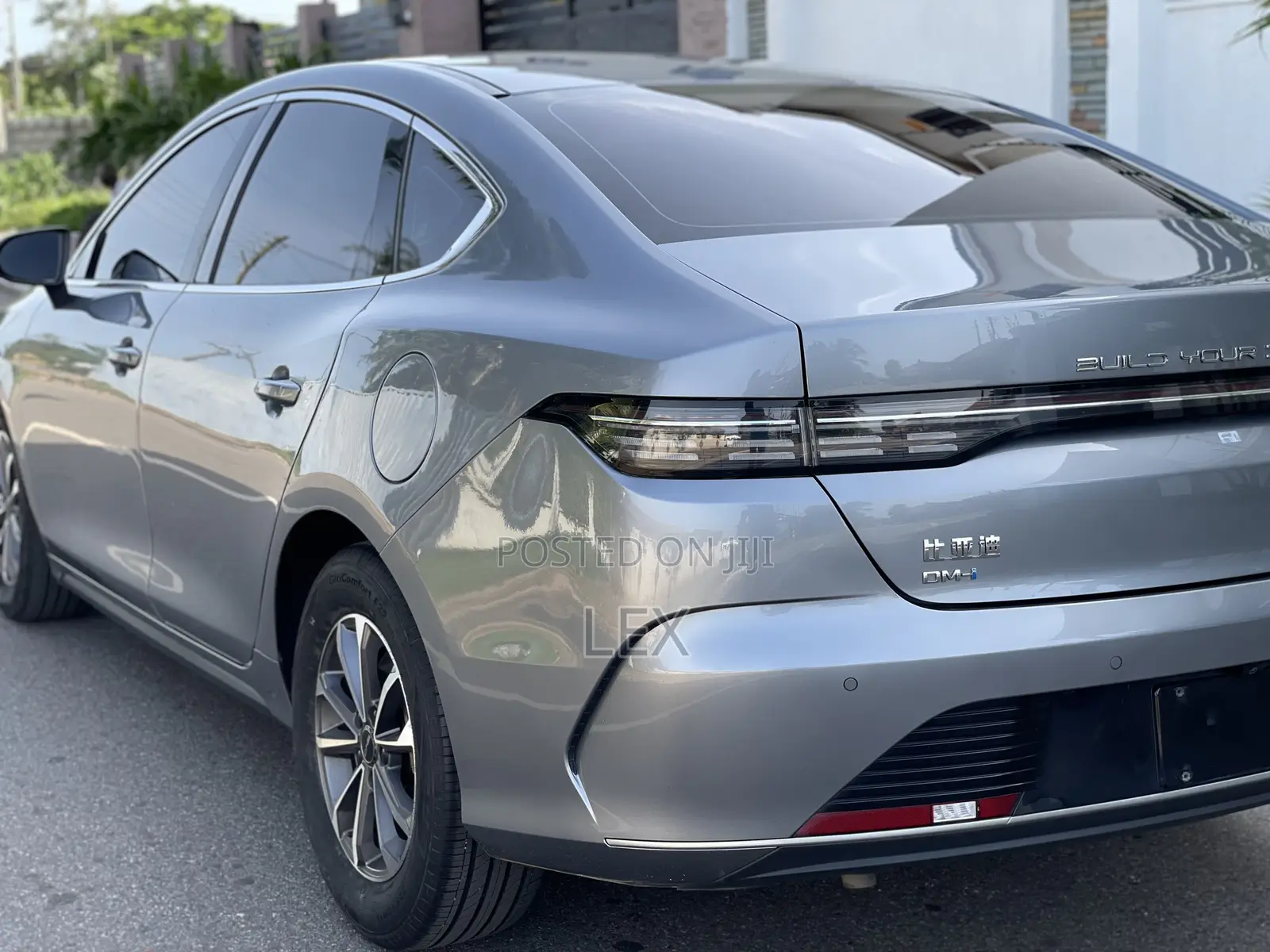 BYD Destroyer 05 DM-i 1.5 Hybrid FWD 2024 Silver