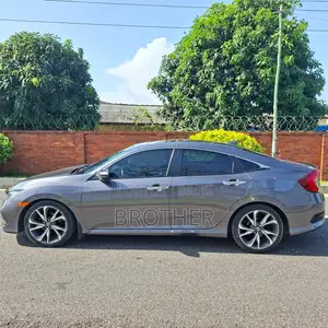 Honda Civic Touring Sedan 2020 Gray