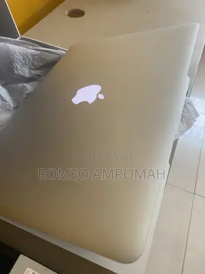 Laptop Apple MacBook Air 2017 8GB Intel Core i5 SSD 128GB