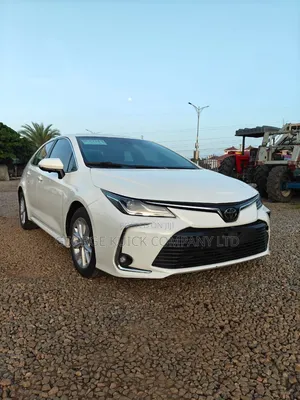 Toyota Corolla XSE (1.8L 4cyl 2A) 2019 White