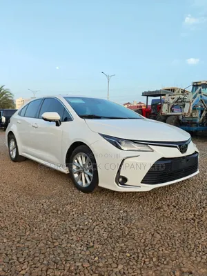 Toyota Corolla XSE (1.8L 4cyl 2A) 2019 White