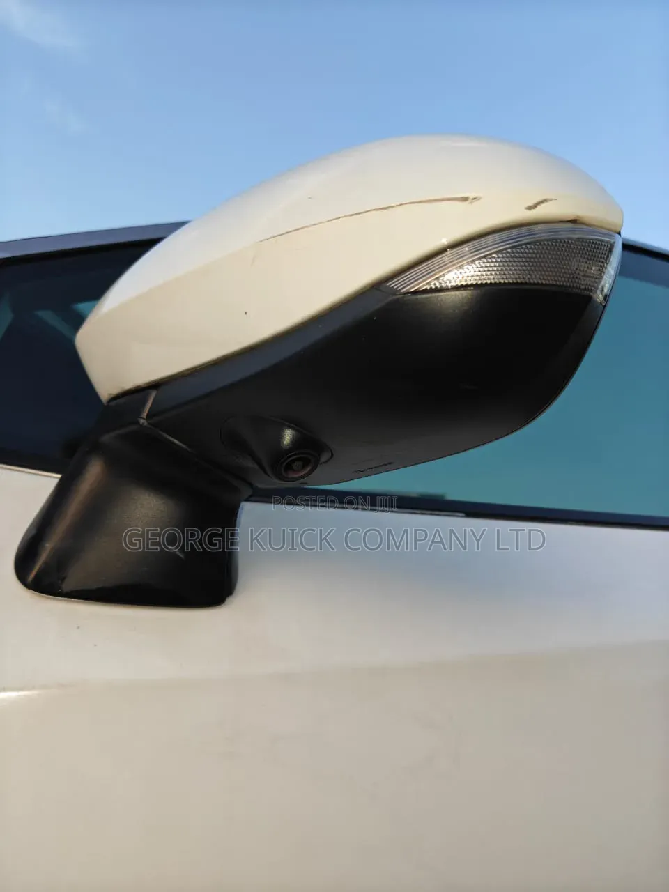 Toyota Corolla XSE (1.8L 4cyl 2A) 2019 White