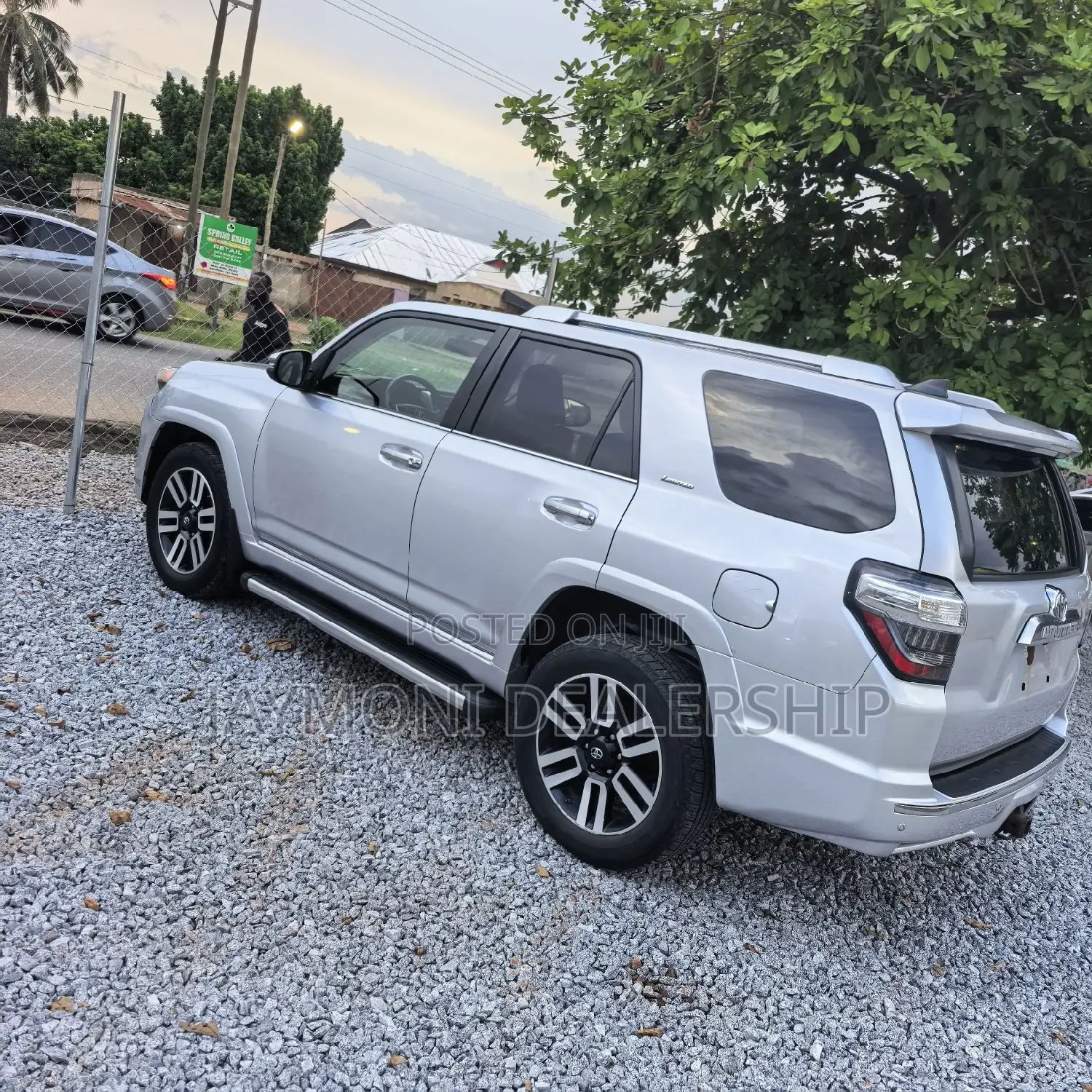 Toyota 4-Runner Limited 4dr 4x4 (4.0L 6cyl 5A) 2016 Silver