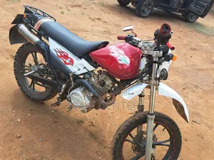 Royal RY125 2012 Red