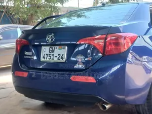 Toyota Corolla 2016 Blue