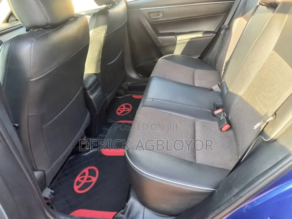 Toyota Corolla 2016 Blue
