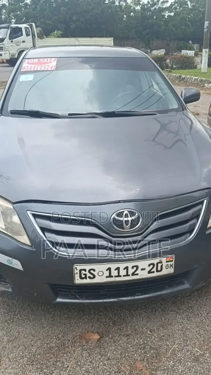 Toyota Camry 2011 Silver