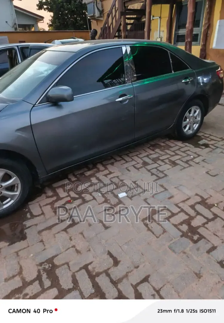 Toyota Camry 2011 Silver
