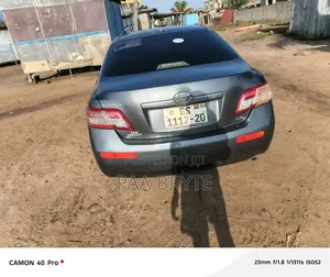Toyota Camry 2011 Silver