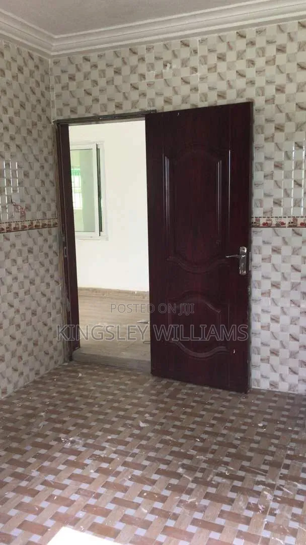 4bdrm House in Pokuase for sale