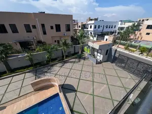 5bdrm Mansion in Seekers Realty, Tseaddo for sale