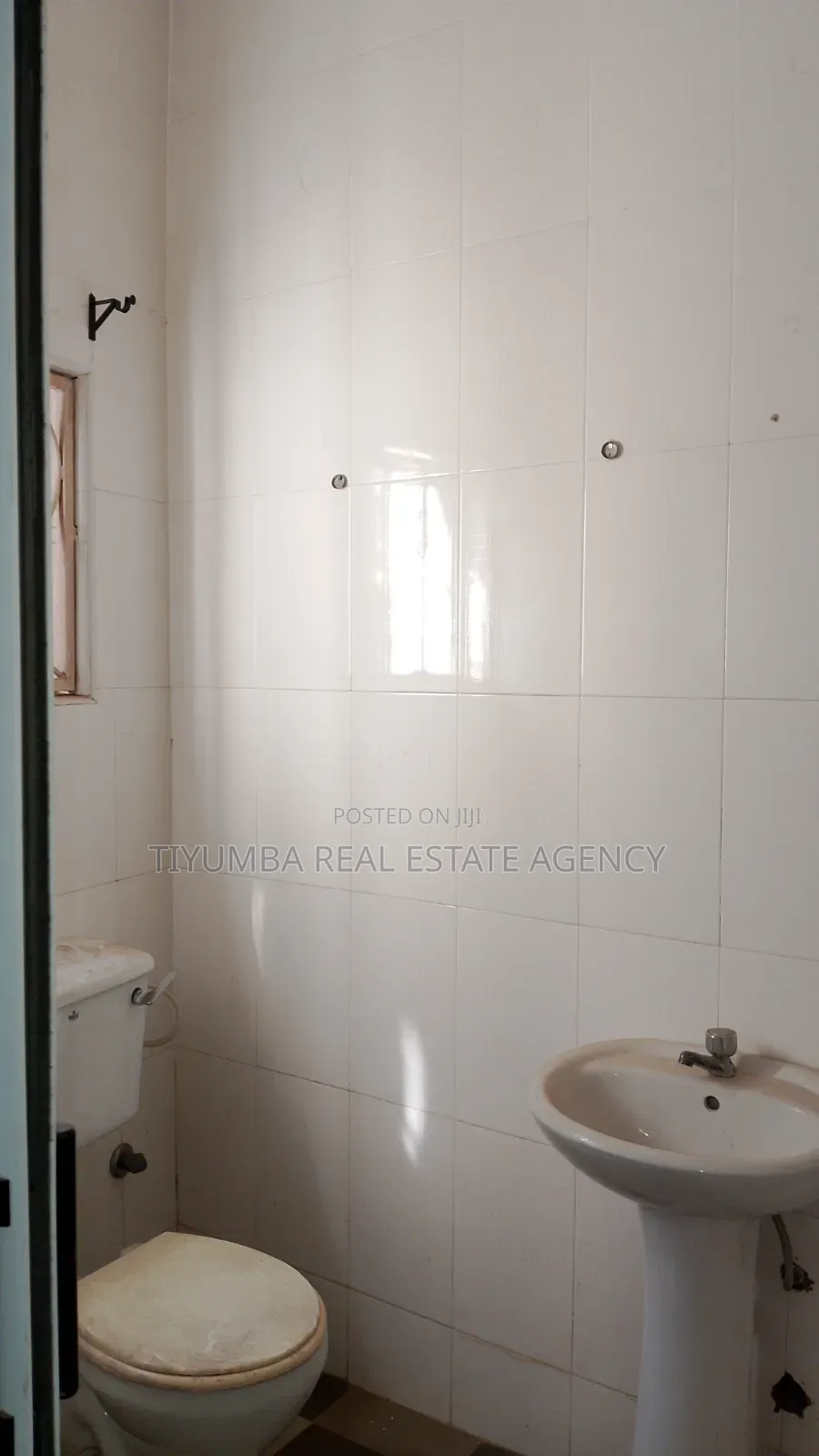 2bdrm Apartment in Tiyumba Real Estate, Pillar 2 for rent
