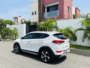 Hyundai Tucson Limited AWD 2017 White
