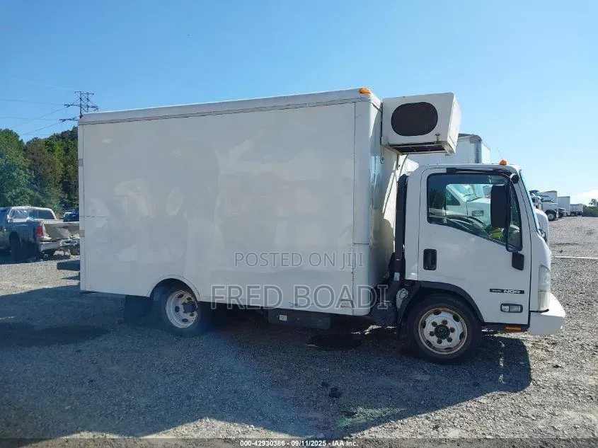 Buy Isuzu Refrigerator Truck for Cold Stores Etc.