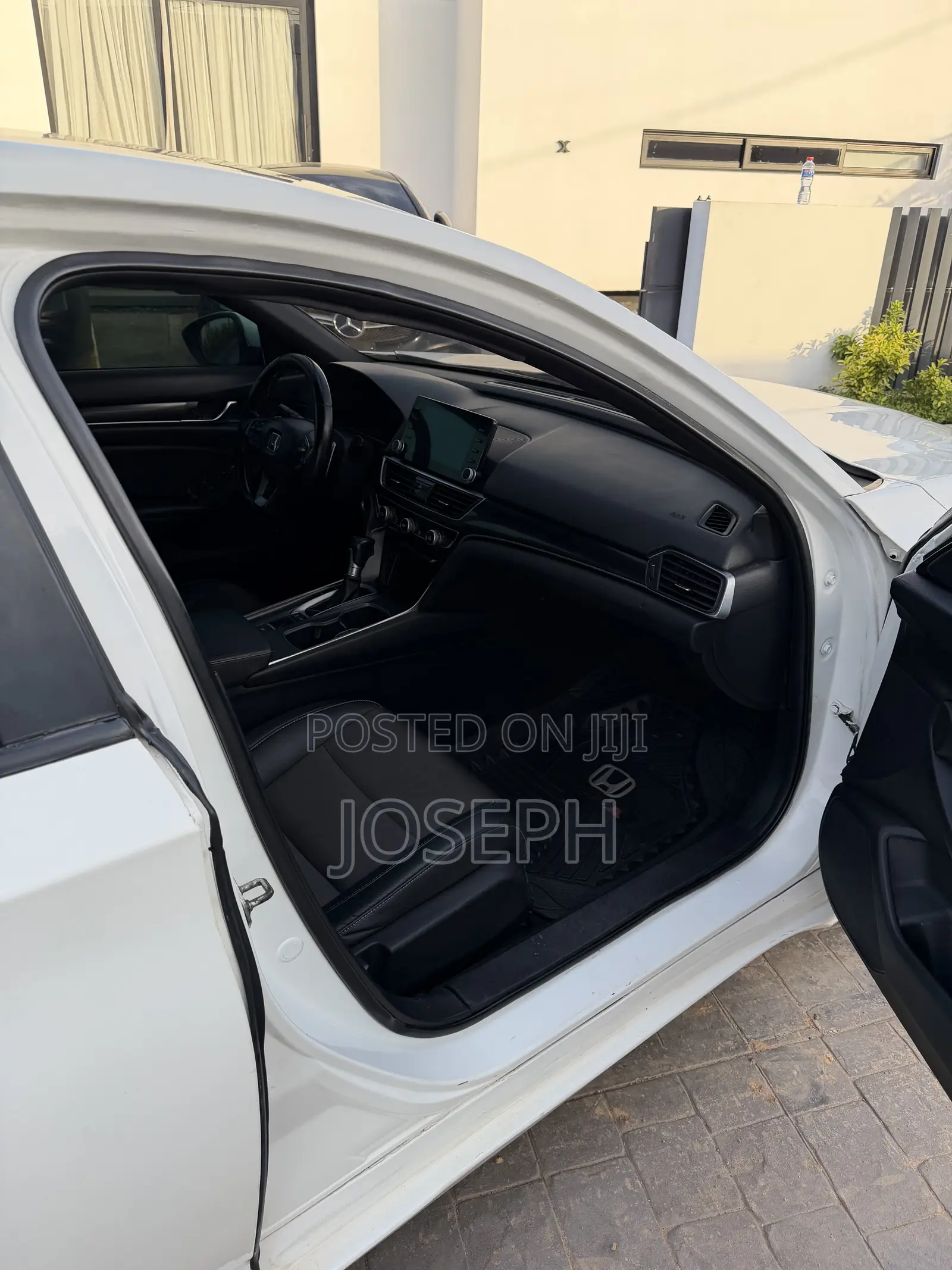 Honda Accord Sport (1.5L 4cyl Turbo CVT) 2019 White