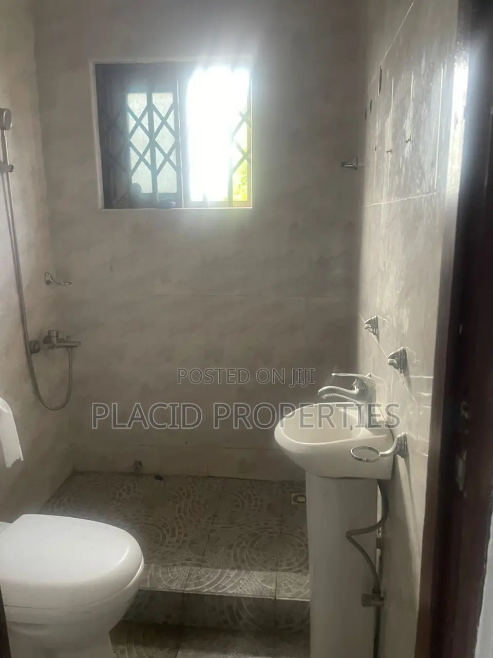 2bdrm Apartment in Ashongman Estate for rent