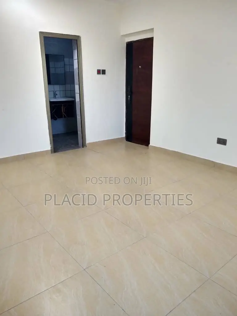 2bdrm Apartment in Kwabenya,Franco for rent