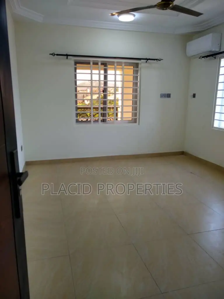 2bdrm Apartment in Kwabenya,Franco for rent