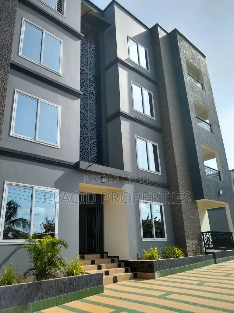 2bdrm Apartment in Kwabenya,Franco for rent